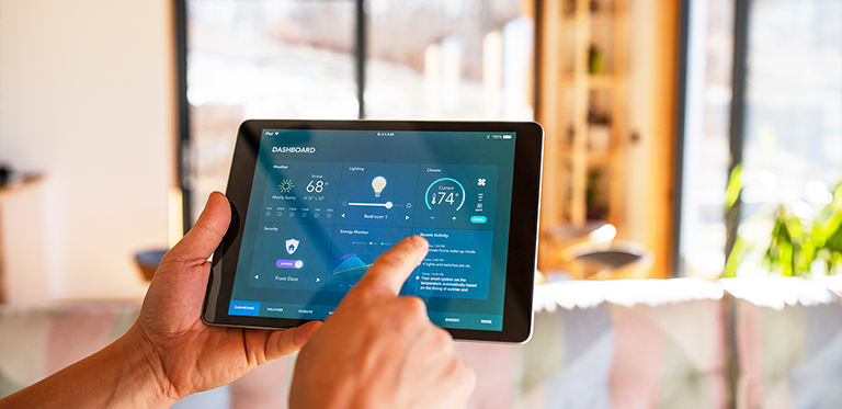 IoT-Device-Management-768x373